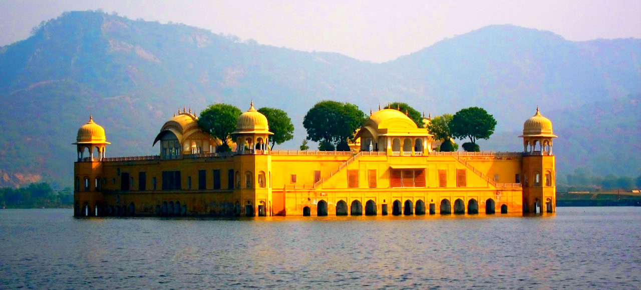 Title image Jal mahal Jaipur